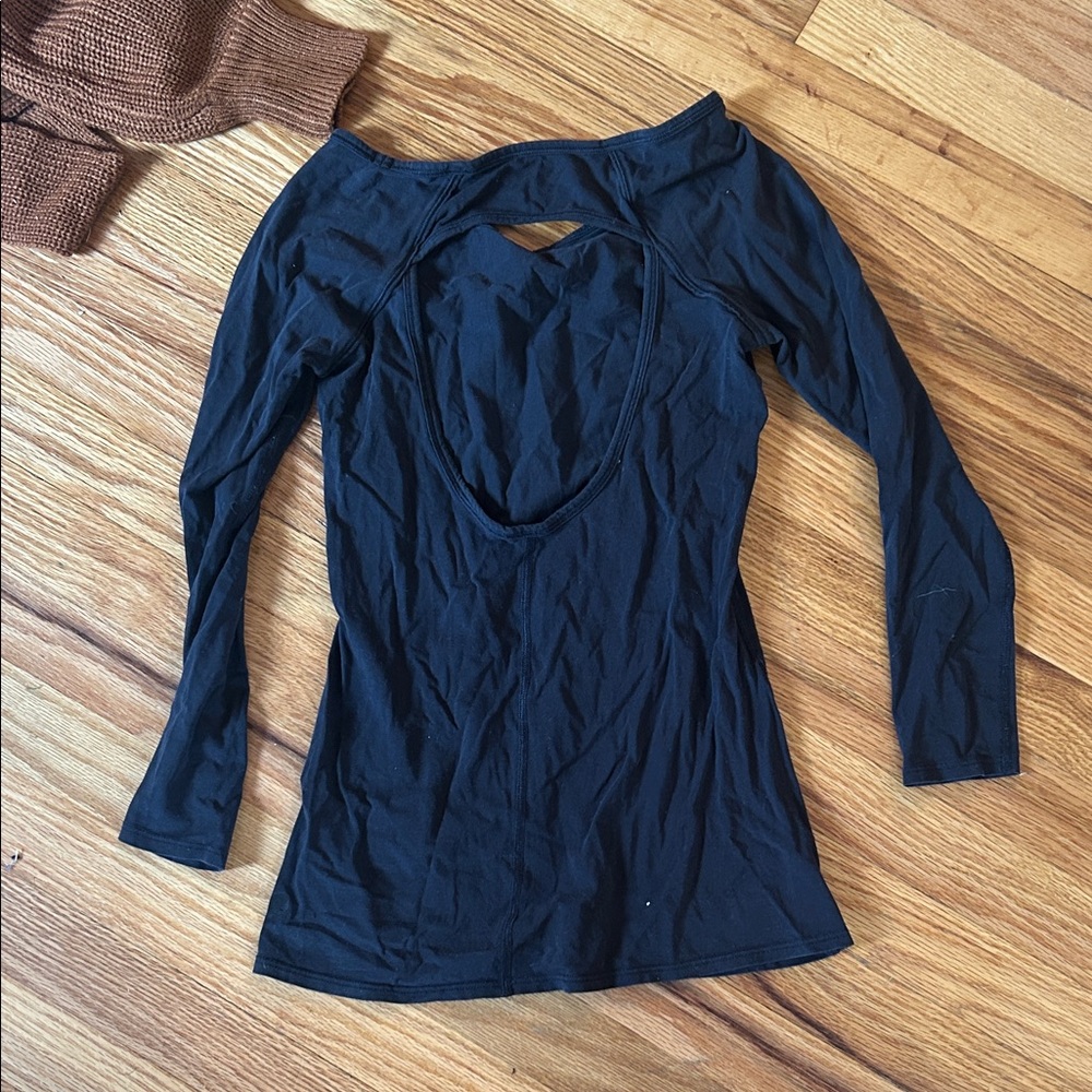 Lululemon Black Women's Top